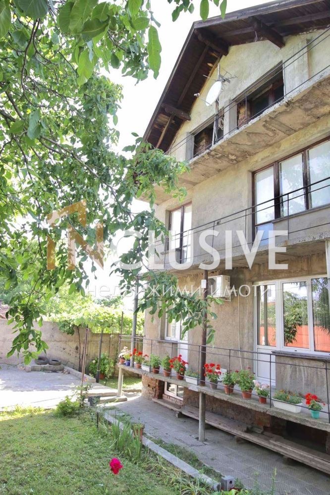 À venda  Casa Pernik , Carkva , 288 m² | 70092679