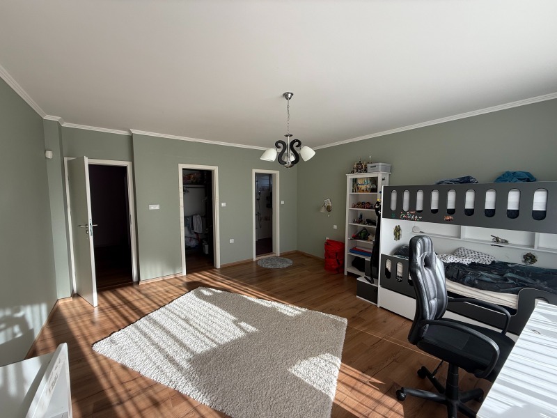 Продава КЪЩА, гр. Пловдив, Западен, снимка 12 - Къщи - 53010283