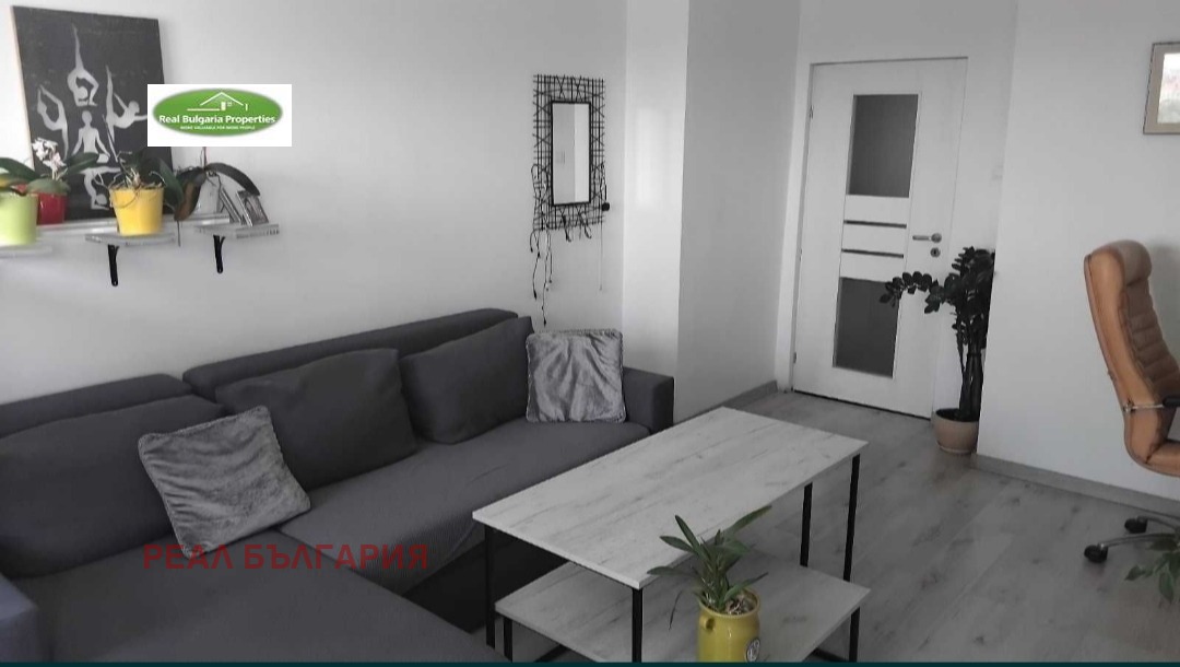 Продава 3-СТАЕН, гр. Русе, Родина 2, снимка 2 - Апартаменти - 53153607