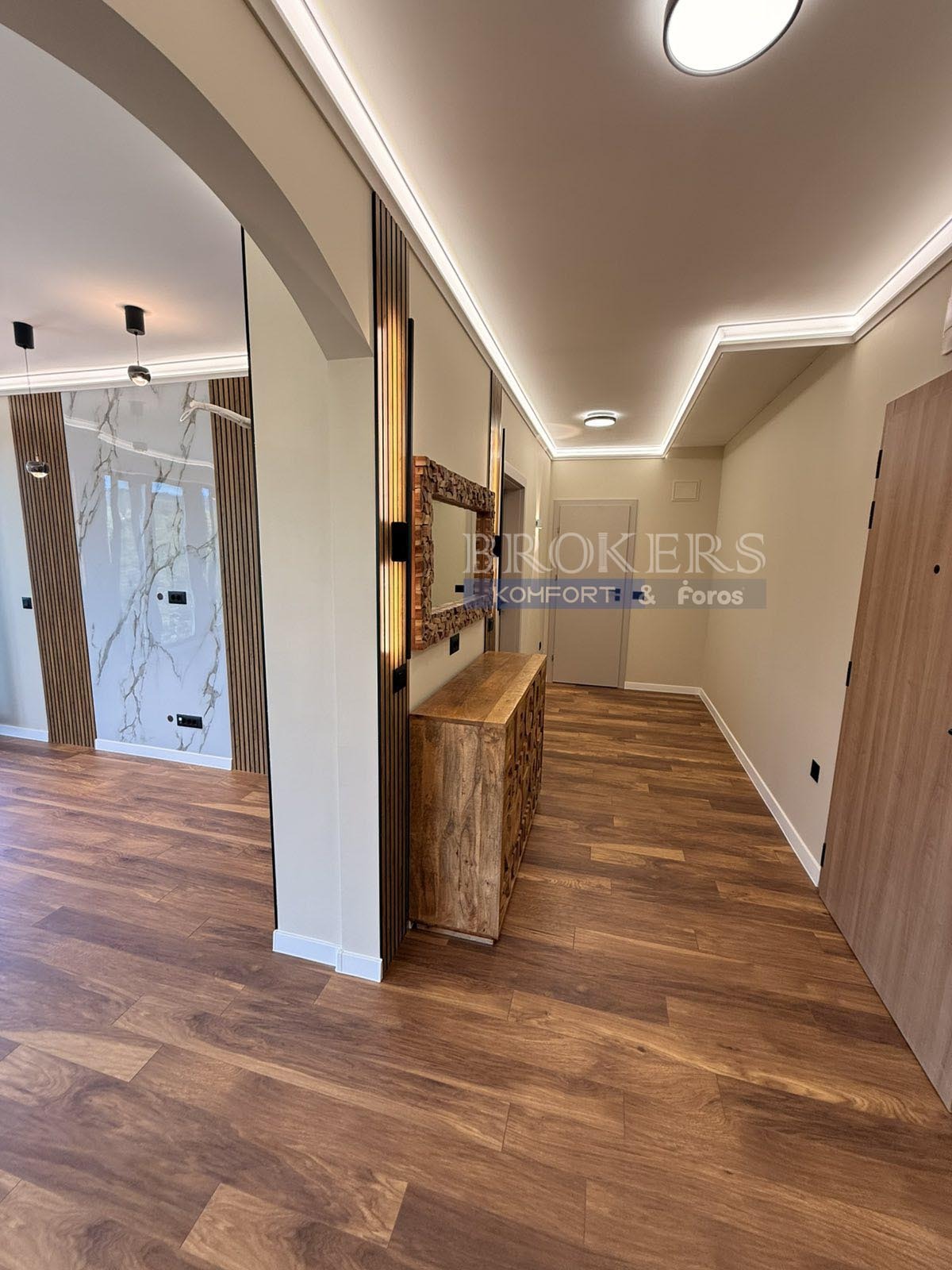 Продава 3-СТАЕН, гр. Варна, м-т Ален мак, снимка 17 - Апартаменти - 55940905