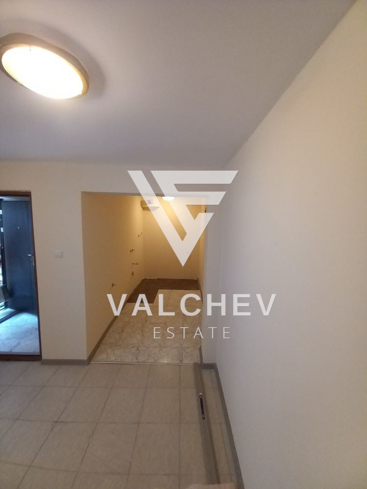 Продава 2-СТАЕН, гр. Варна, Колхозен пазар, снимка 3 - Aпартаменти - 47419727