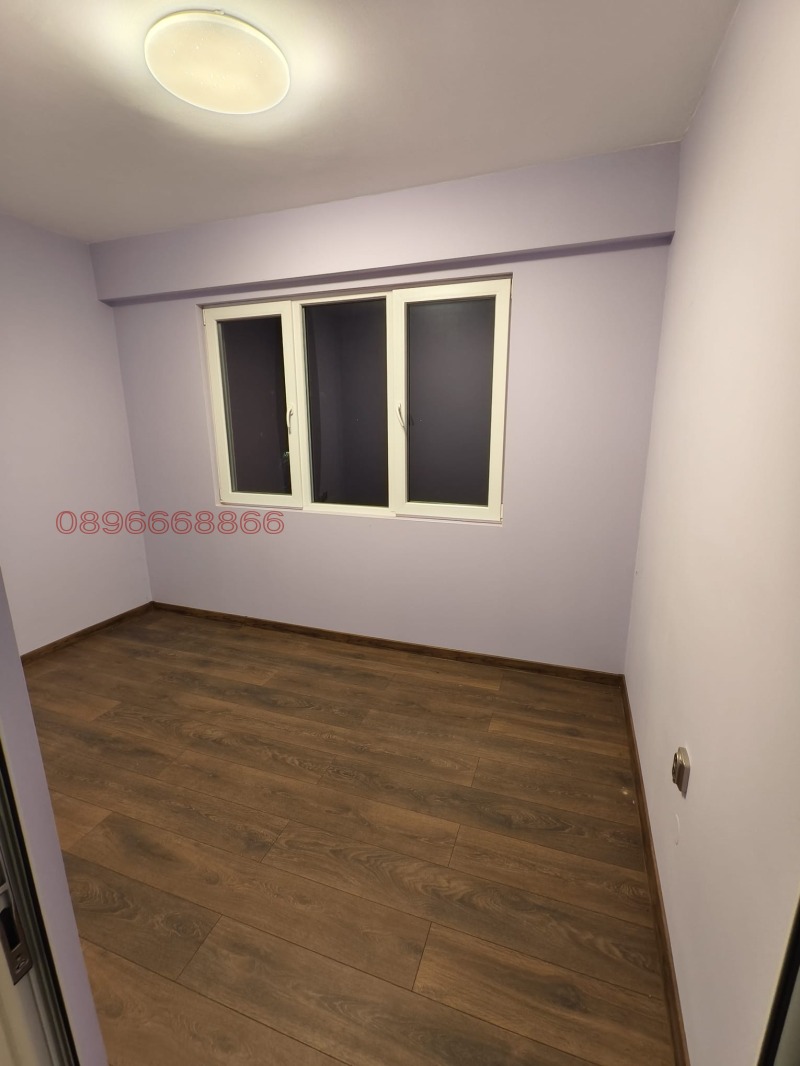 Продава 2-СТАЕН, гр. Добрич, Дружба 3, снимка 14 - Апартаменти - 52785478