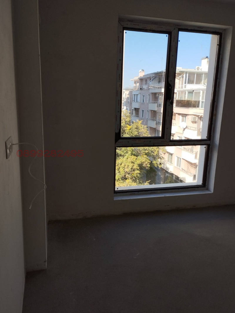 En venta  2 dormitorios Plovdiv , Kyuchuk Parizh , 84 metros cuadrados | 67885687 - imagen [11]