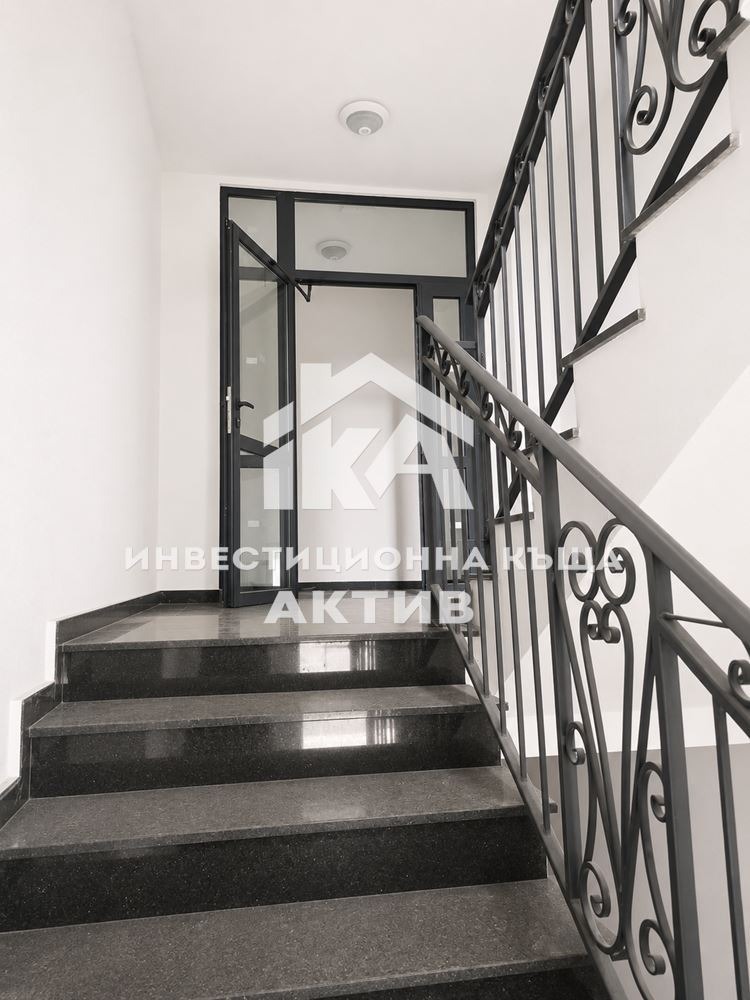 Продава 3-СТАЕН, гр. Пловдив, Остромила, снимка 3 - Апартаменти - 55660517
