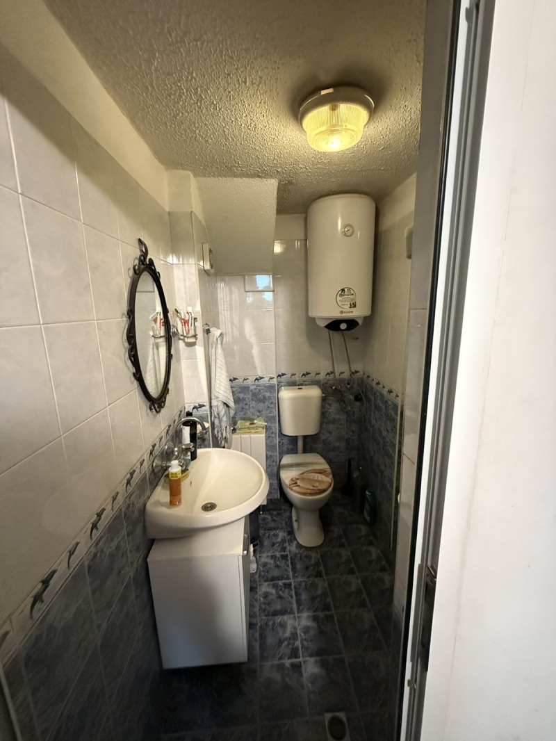 Продава ЕТАЖ ОТ КЪЩА, гр. София, област София-град, снимка 6 - Етаж от къща - 53199240