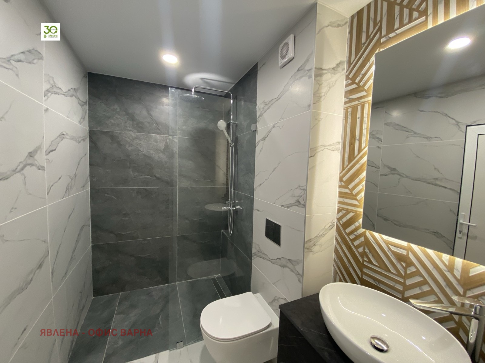 Продава 3-СТАЕН, гр. Варна, Център, снимка 7 - Апартаменти - 55824040