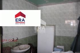 Βιομηχανικό κτίριο Απρηλτση, περιοχή Lovech 6