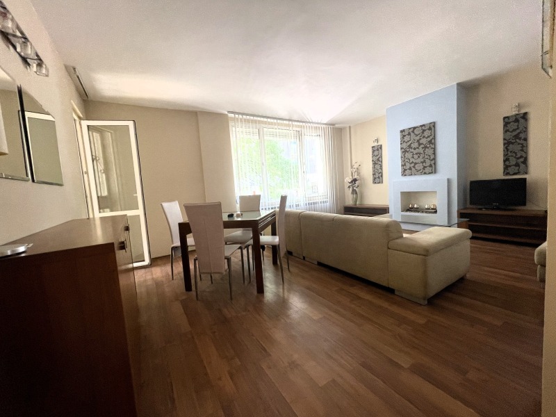 Продава  3-стаен град София , Света Троица , 100 кв.м | 10635448