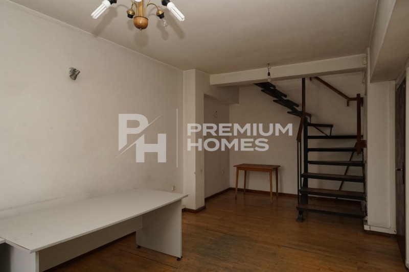 Продава КЪЩА, гр. София, Гео Милев, снимка 5 - Къщи - 53322763