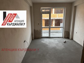 3-стаен град Кърджали, Възрожденци 9