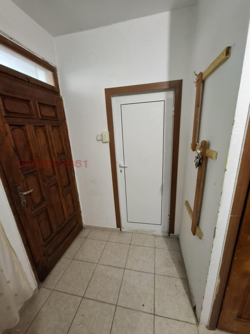 Продава  1-стаен град Варна , Погреби , 41 кв.м | 38340445 - изображение [4]