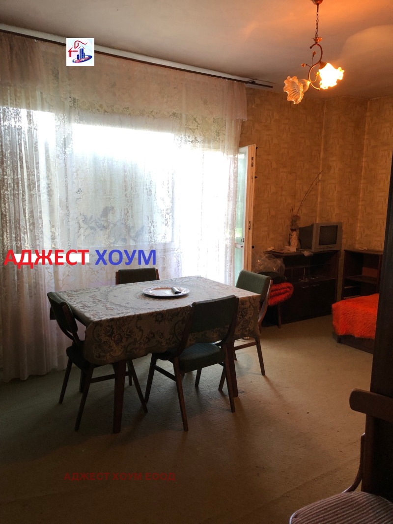 Продава  2-стаен град Шумен , Добруджански , 68 кв.м | 78327727