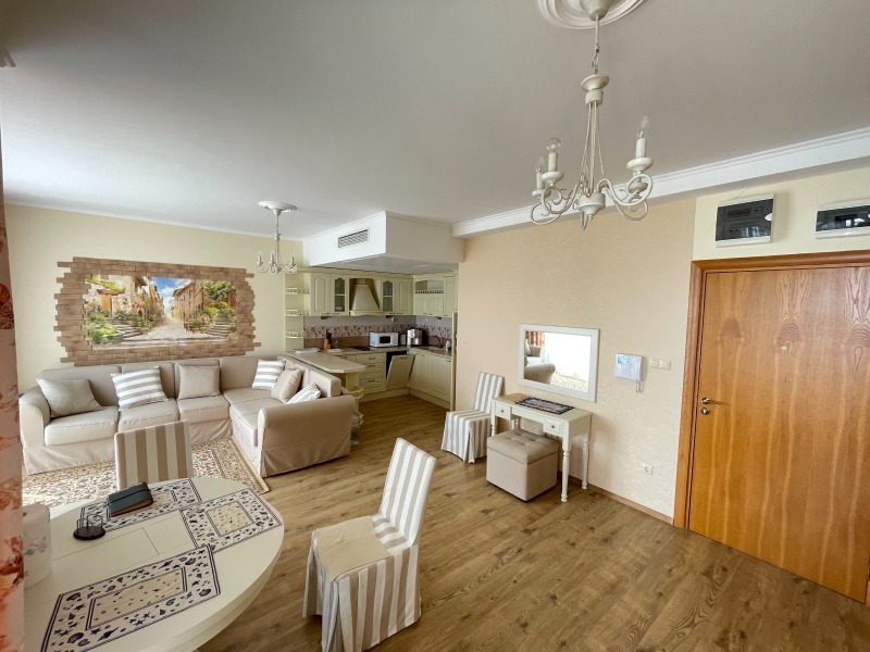 Продава 2-СТАЕН, гр. Поморие, област Бургас, снимка 3 - Апартаменти - 53417523