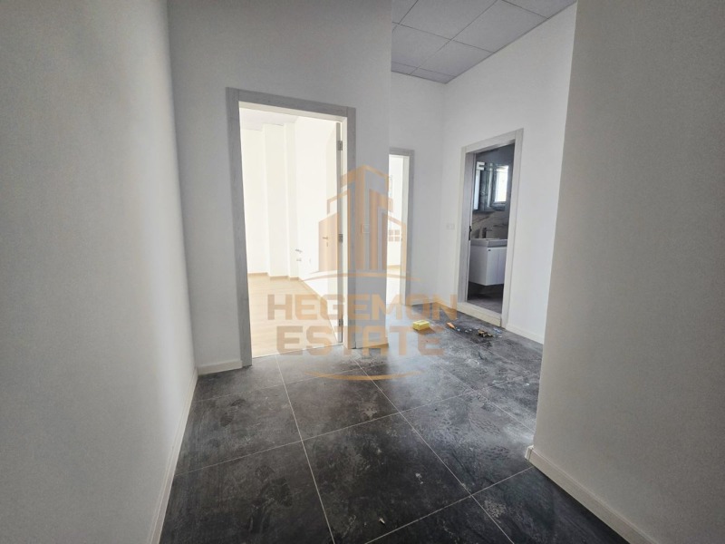 Продава 3-СТАЕН, гр. Варна, Младост 2, снимка 3 - Апартаменти - 52650579