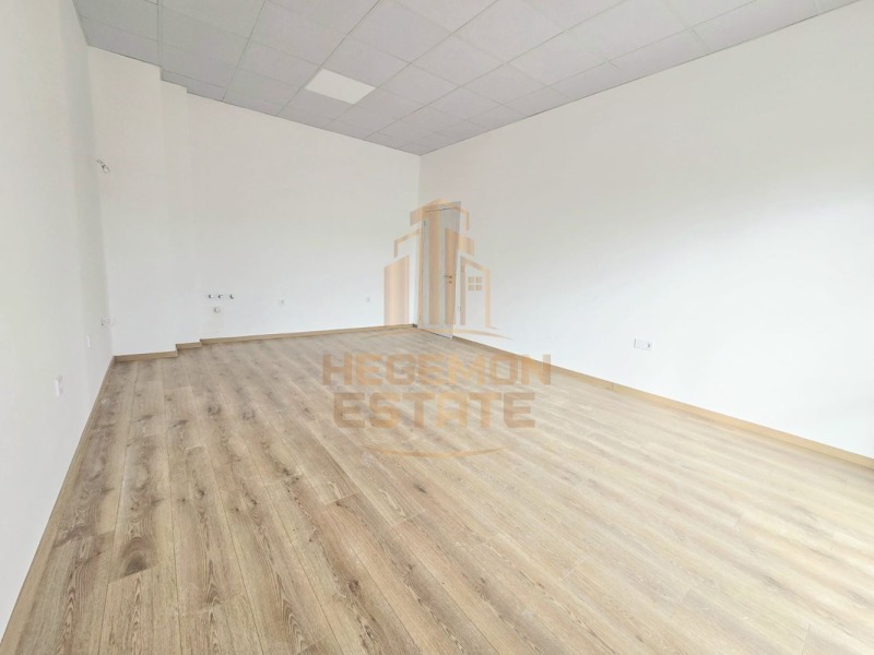 Продава 3-СТАЕН, гр. Варна, Младост 2