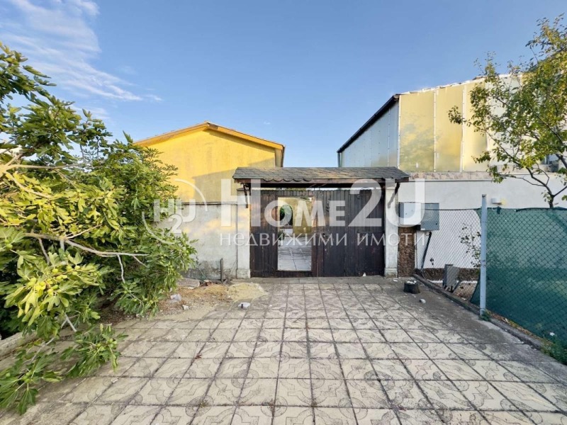 Продава КЪЩА, с. Топола, област Добрич