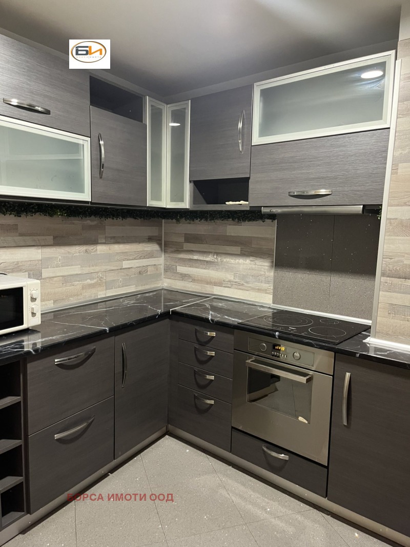 Продава 3-СТАЕН, гр. Враца, Център