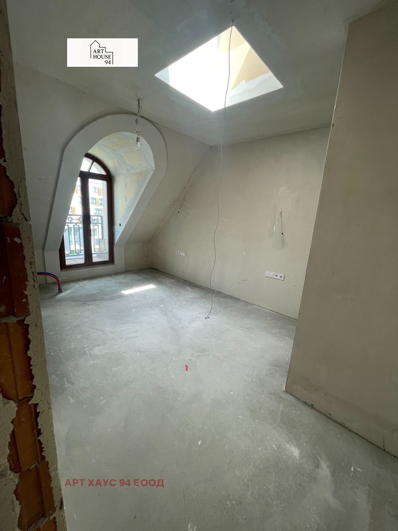 De vânzare  3 dormitoare Sofia , Crâstova vada , 139 mp | 49383432 - imagine [9]