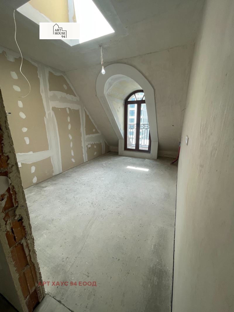 De vânzare  3 dormitoare Sofia , Crâstova vada , 139 mp | 49383432 - imagine [10]