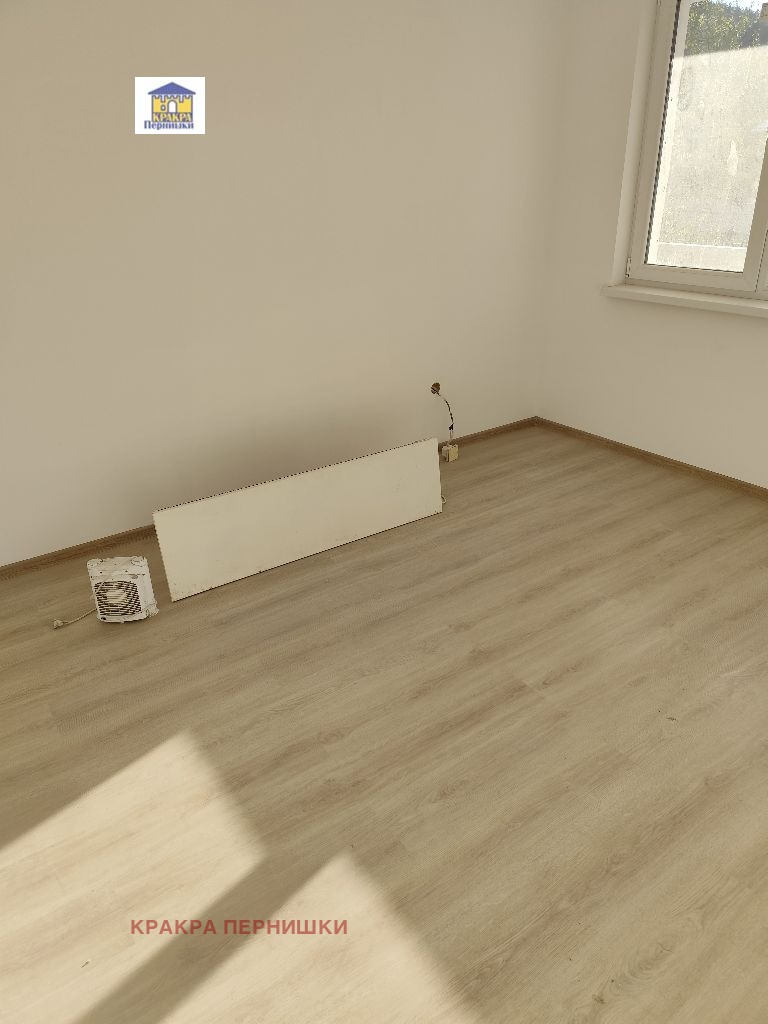 Myytävänä  Talo Pernikin alue , Radomir , 60 neliömetriä | 86018673 - kuva [3]