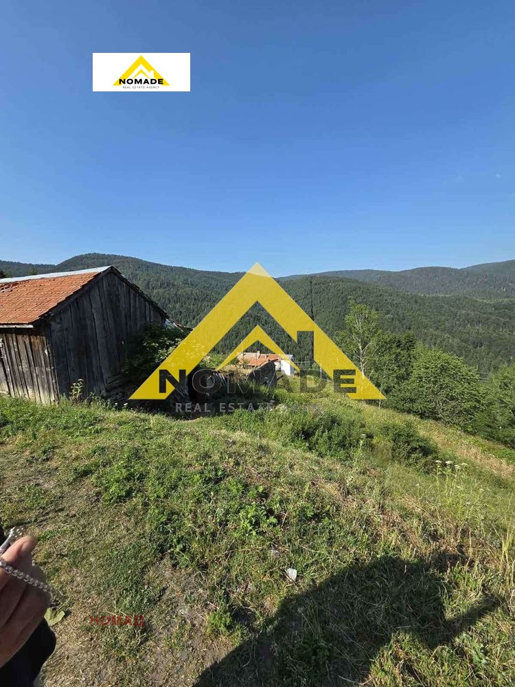 Продава ПАРЦЕЛ, с. Манастир, област Пловдив