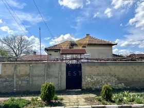 Продажба на имоти в с. Приморци, област Добрич - изображение 9 