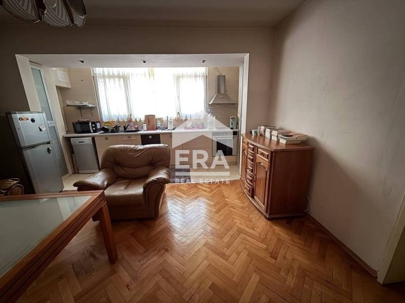 Продава 3-СТАЕН, гр. Пловдив, Гагарин