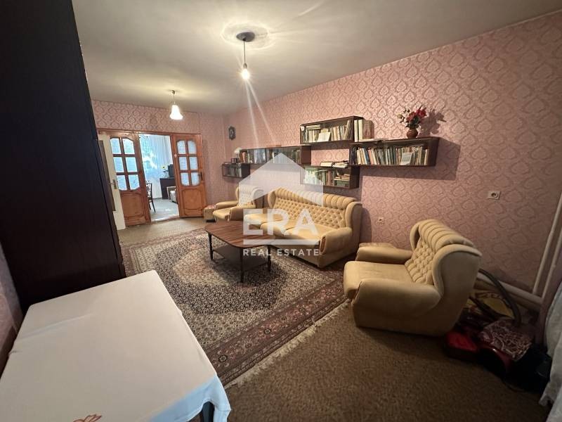 Zu verkaufen  3+ Schlafzimmer Burgas , Slawejkow , 122 qm | 21600179 - Bild [4]