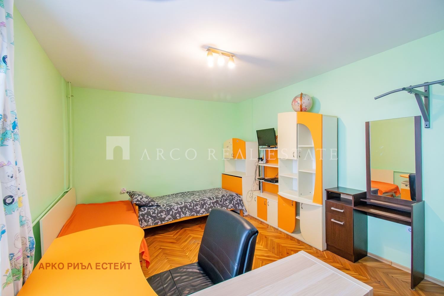 Продава 4-СТАЕН, гр. София, Младост 3