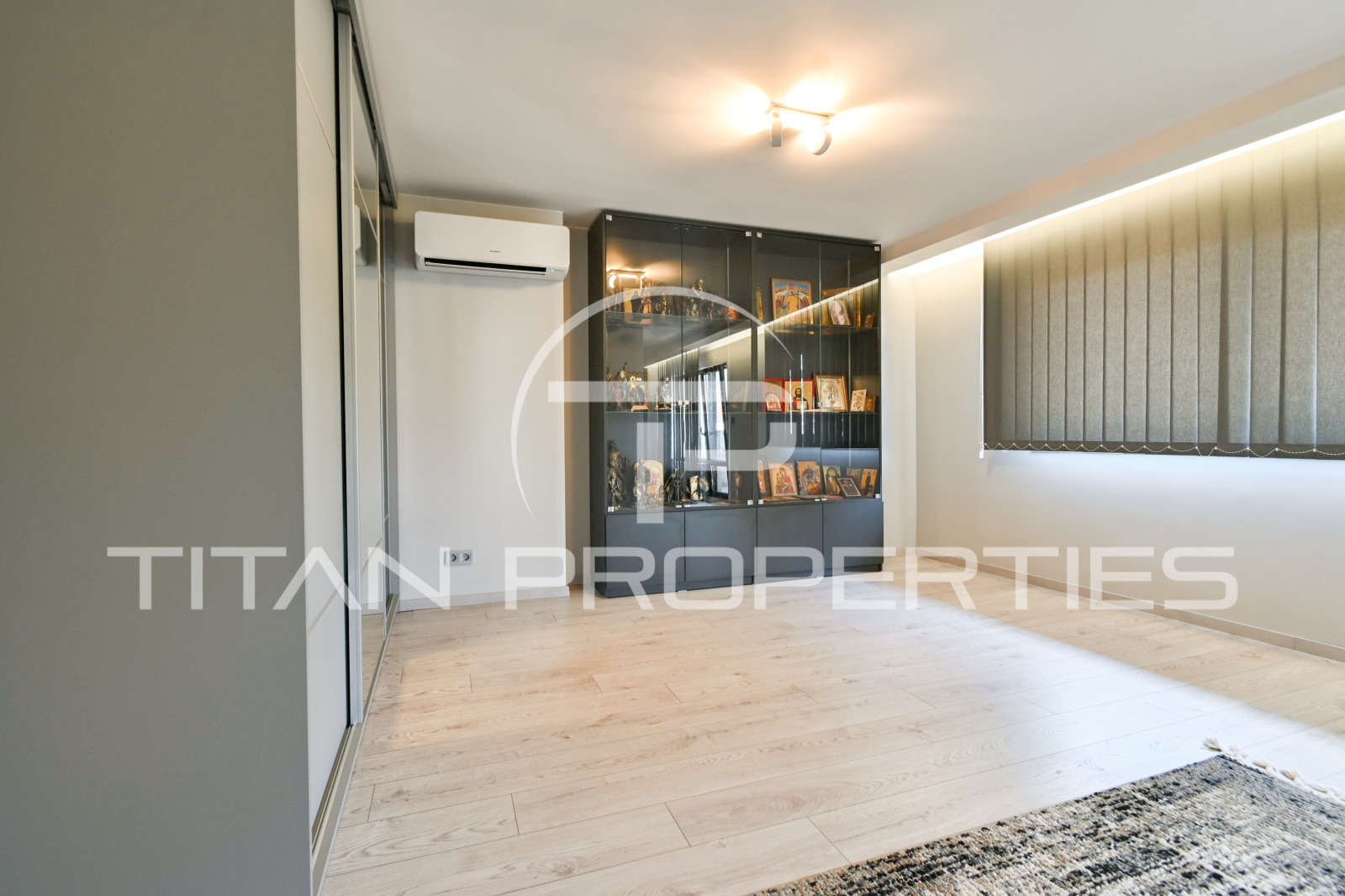 Продава КЪЩА, гр. София, м-т Детски град, снимка 12 - Къщи - 55616307