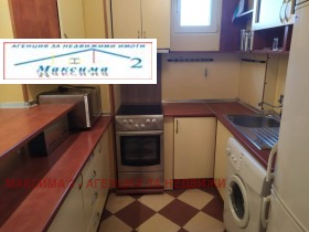 1 quarto Mara Dentcheva, Pleven