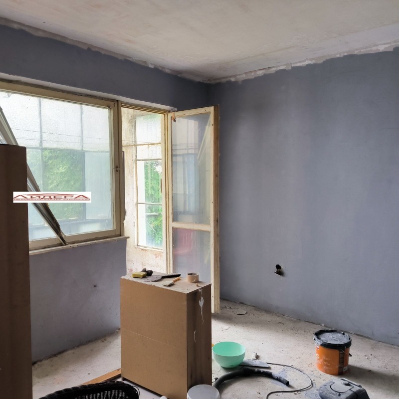 Zu verkaufen  Studio Plowdiw , Wastanitscheski , 36 qm | 35587481