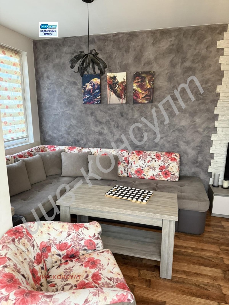 In vendita  1 camera da letto Veliko Tarnovo , Akatsiia , 60 mq | 13048426