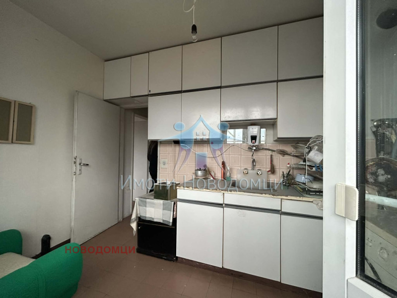 Продава 2-СТАЕН, гр. Шумен, Боян Българанов 1, снимка 2 - Апартаменти - 52797238