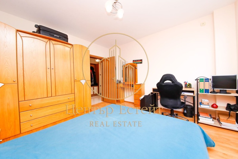 Продава 3-СТАЕН, гр. Плевен, Идеален център, снимка 4 - Апартаменти - 52954959