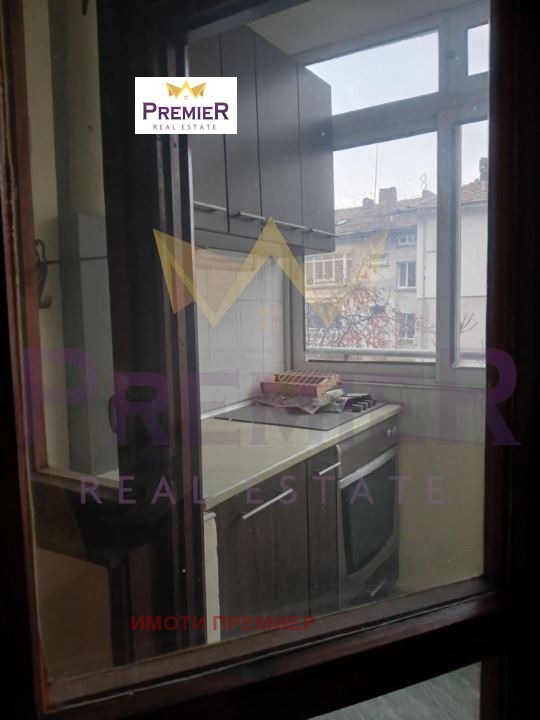 Продава 3-СТАЕН, гр. Бургас, Възраждане, снимка 4 - Апартаменти - 55429265