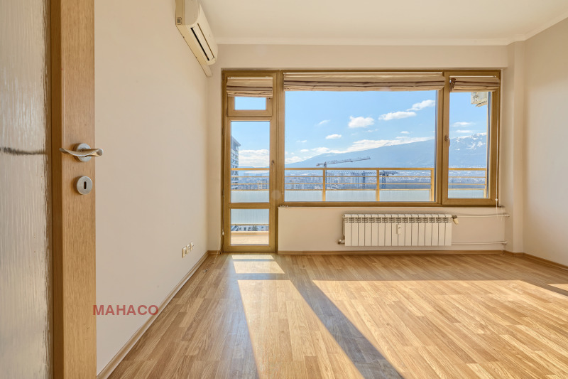 Продава МНОГОСТАЕН, гр. София, Изгрев, снимка 8 - Aпартаменти - 49357074