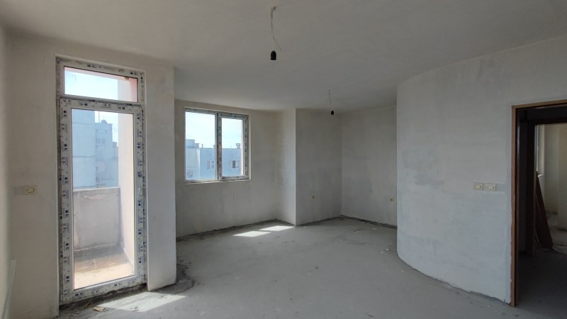 Zu verkaufen  Maisonette Weliko Tarnowo , Buzludscha , 207 qm | 48010409 - Bild [2]