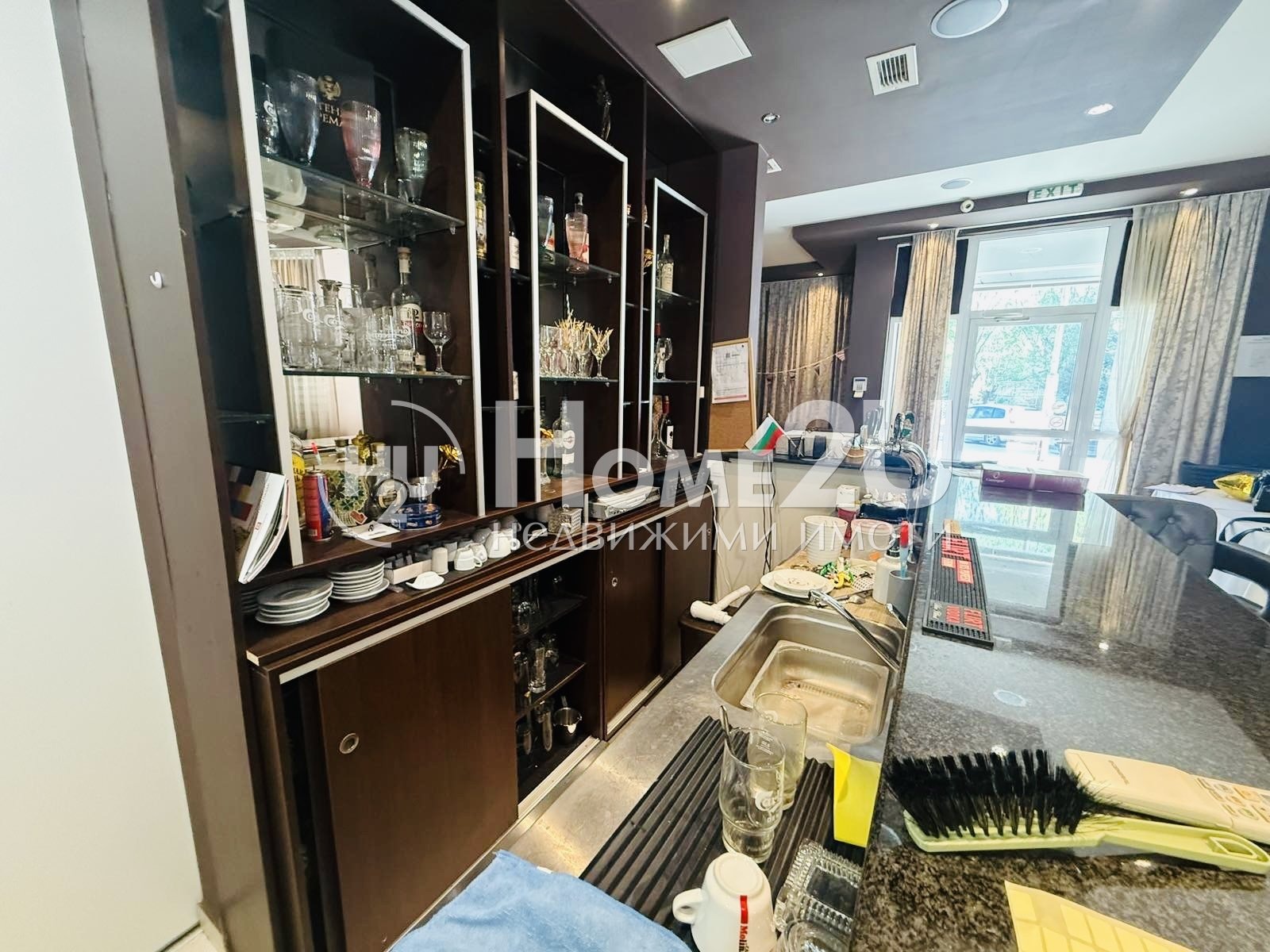 Продава ЗАВЕДЕНИЕ, гр. София, Център, снимка 5 - Заведения - 56738756