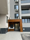 Продава  2-стаен град Пловдив , Остромила , 80 кв.м | 79270563 - изображение [2]