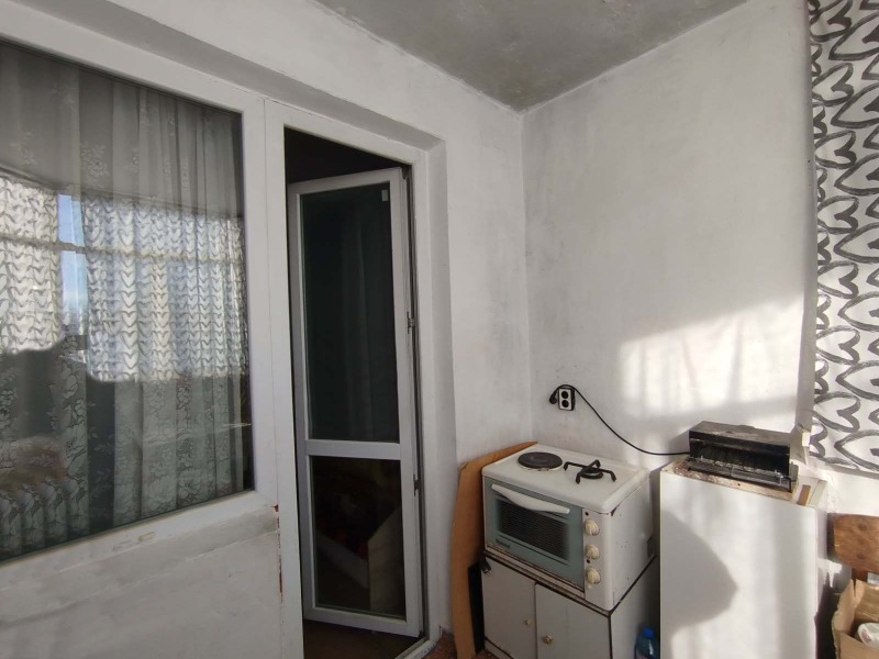 Продава 1-СТАЕН, гр. Русе, Дружба 3, снимка 4 - Апартаменти - 53159527