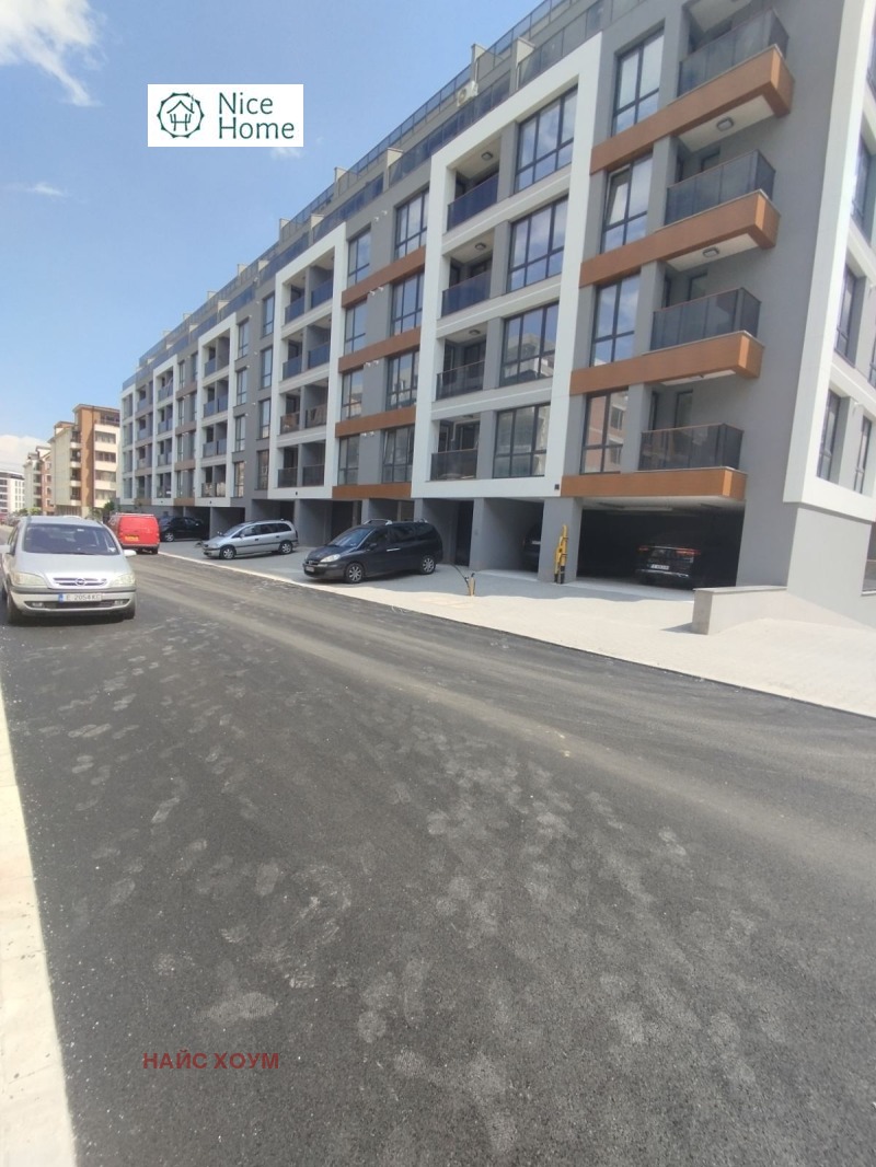 Na sprzedaż  1 sypialnia Sofia , Malinowa dolina , 70 mkw | 86523489 - obraz [17]