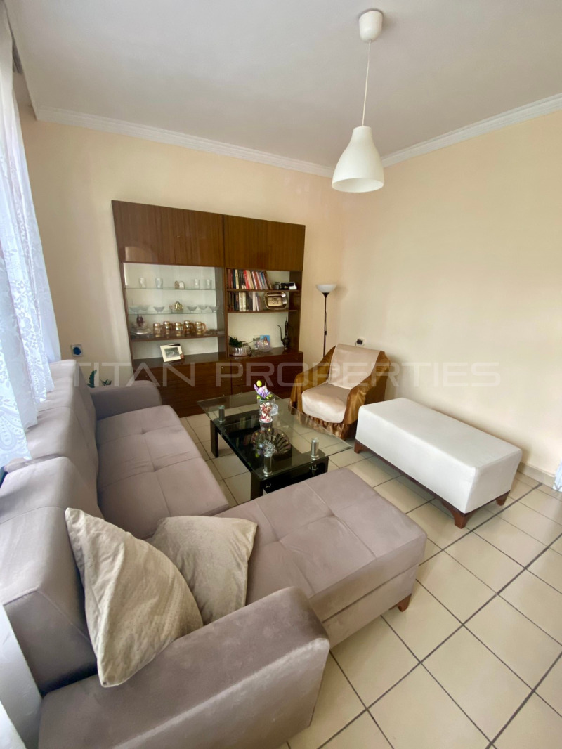 Продава  Етаж от къща, град Пловдив, Център •  200 000 EUR • ID 50075761 — holmes.bg - [1] 