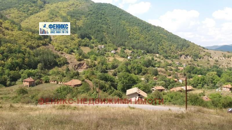 Продава  Парцел област София , с. Бакьово , 2535 кв.м | 25490103 - изображение [2]