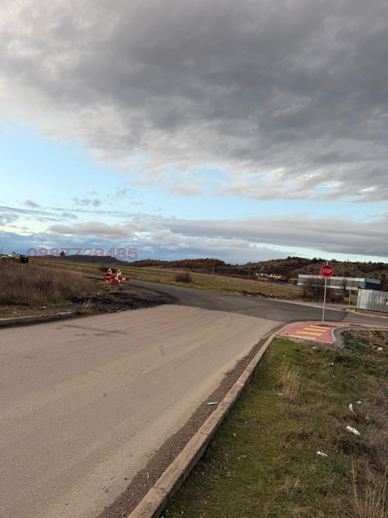 Продава ПАРЦЕЛ, гр. Драгоман, област София област, снимка 6 - Парцели - 52793961