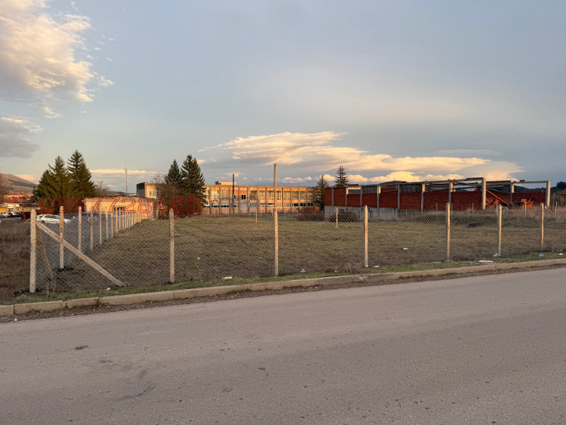 Продава ПАРЦЕЛ, гр. Драгоман, област София област