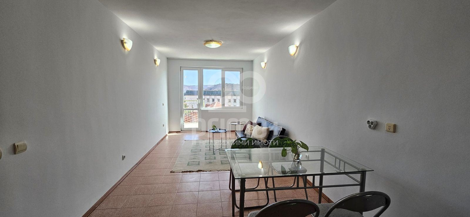 Продава 2-СТАЕН, гр. Велико Търново, Център