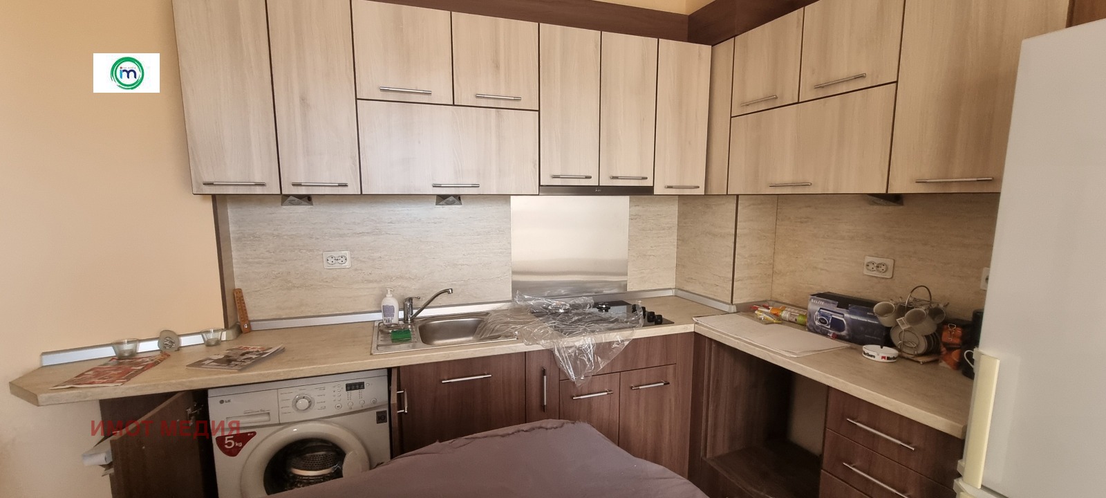 Продава 3-СТАЕН, гр. Пазарджик, Идеален център, снимка 2 - Апартаменти - 54405279