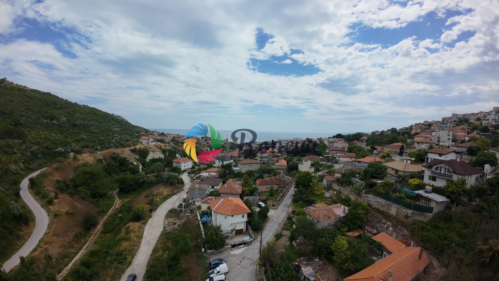 Продава КЪЩА, гр. Балчик, област Добрич, снимка 12 - Къщи - 56312544