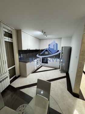 2 slaapkamers Alen mak, Blagoevgrad